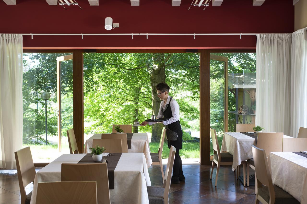 Vital Hotel Flora Comano Terme Eksteriør bilde